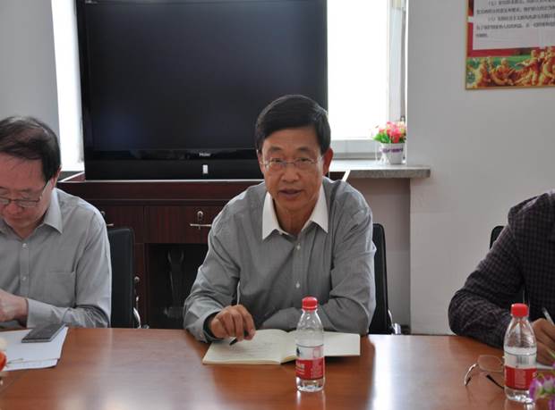 房文斌校长发言
