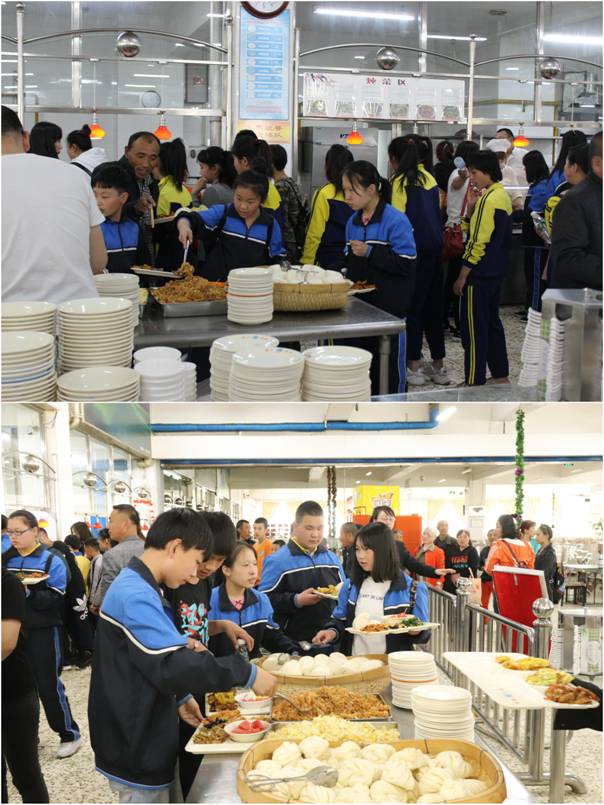 10学生品尝食堂伙食